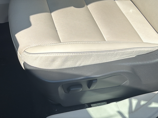 Used 2023 Gray Buick Essence image 18