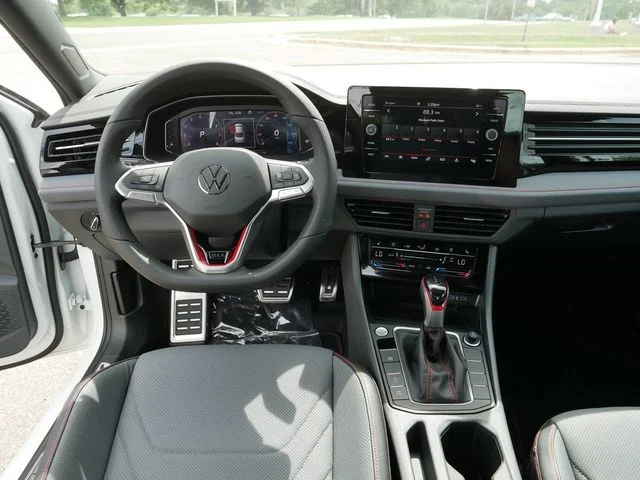 New 2026 White Volkswagen 2.0T Autobahn image 9