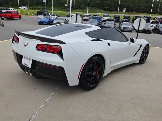 Used 2015 White Chevrolet Stingray image 12