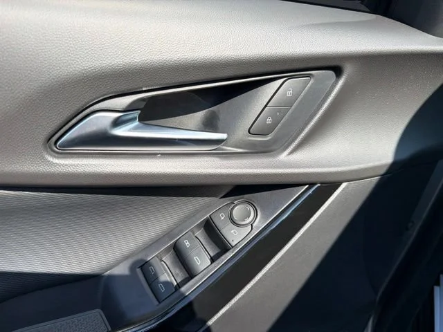 New 2027 Sterling Gray Metallic Chevrolet LT image 24