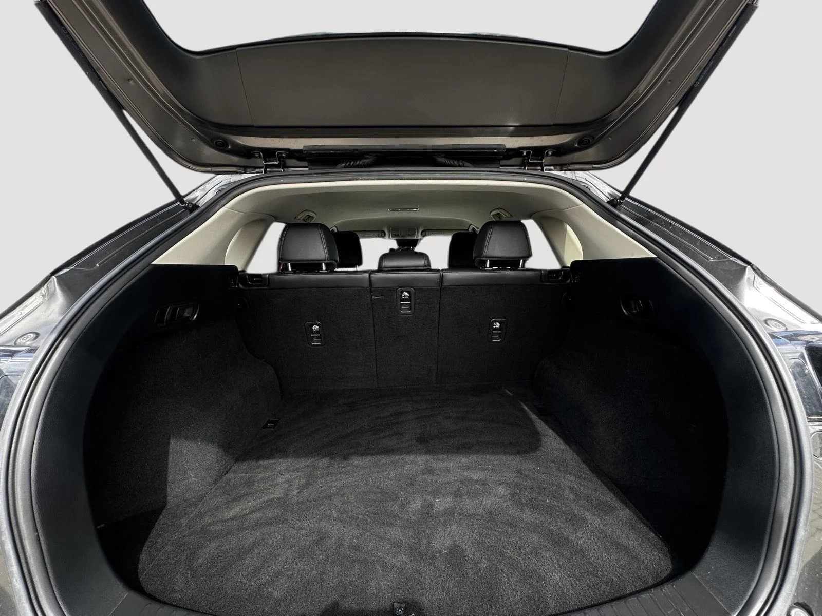 Used 2018 Machine Gray Metallic Mazda Touring image 29