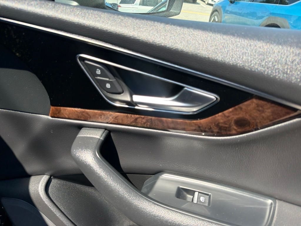 Used 2018  Audi 3.0T Prestige image 31
