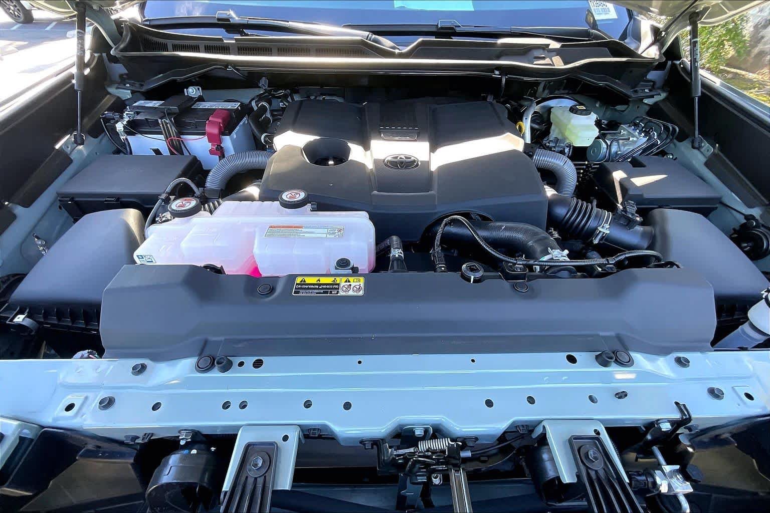 2026 Toyota Tundra Platinum - Photo 16