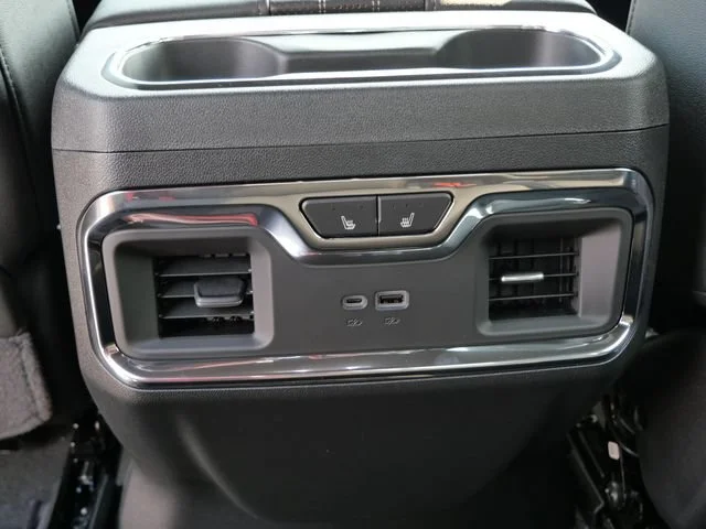 2026 Chevrolet Silverado 1500 High Country - Photo 14