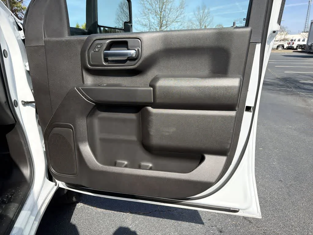 New 2026 Summit White GMC Pro image 12