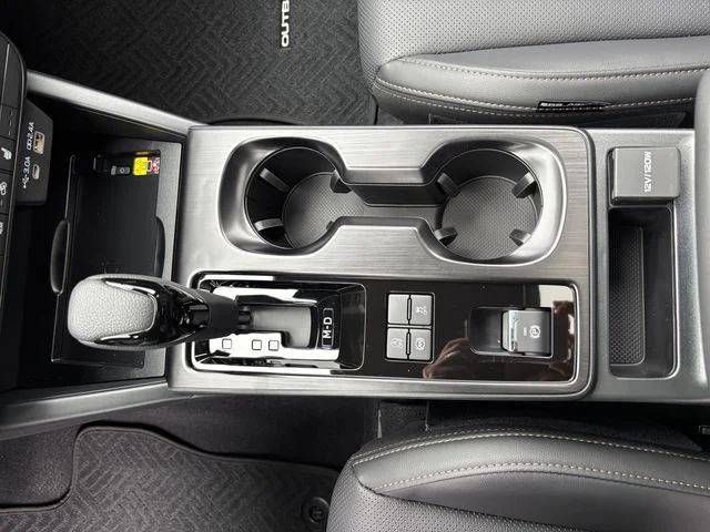 New 2026 White Pearl Subaru Limited image 19
