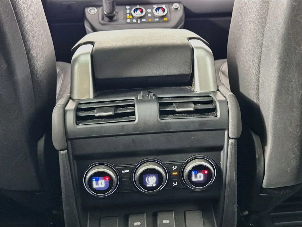 Certified Used 2023 Black Land Rover X-Dynamic SE image 27
