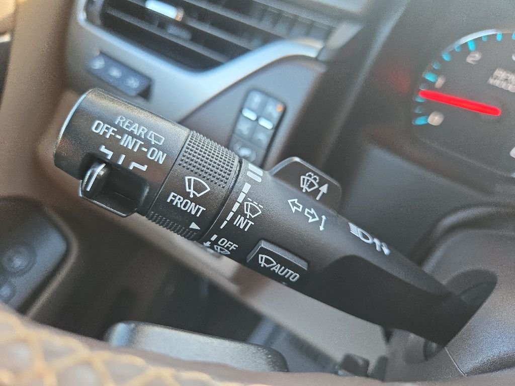 Used 2018 Gray Chevrolet Premier image 44