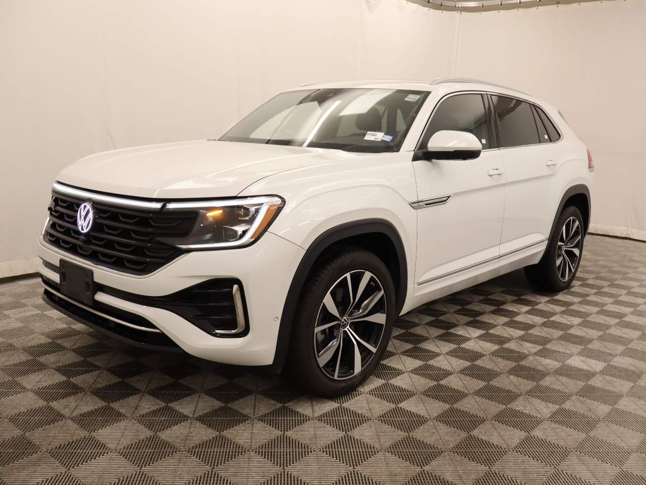 2024 Volkswagen Atlas Cross Sport SEL Premium R-LINE