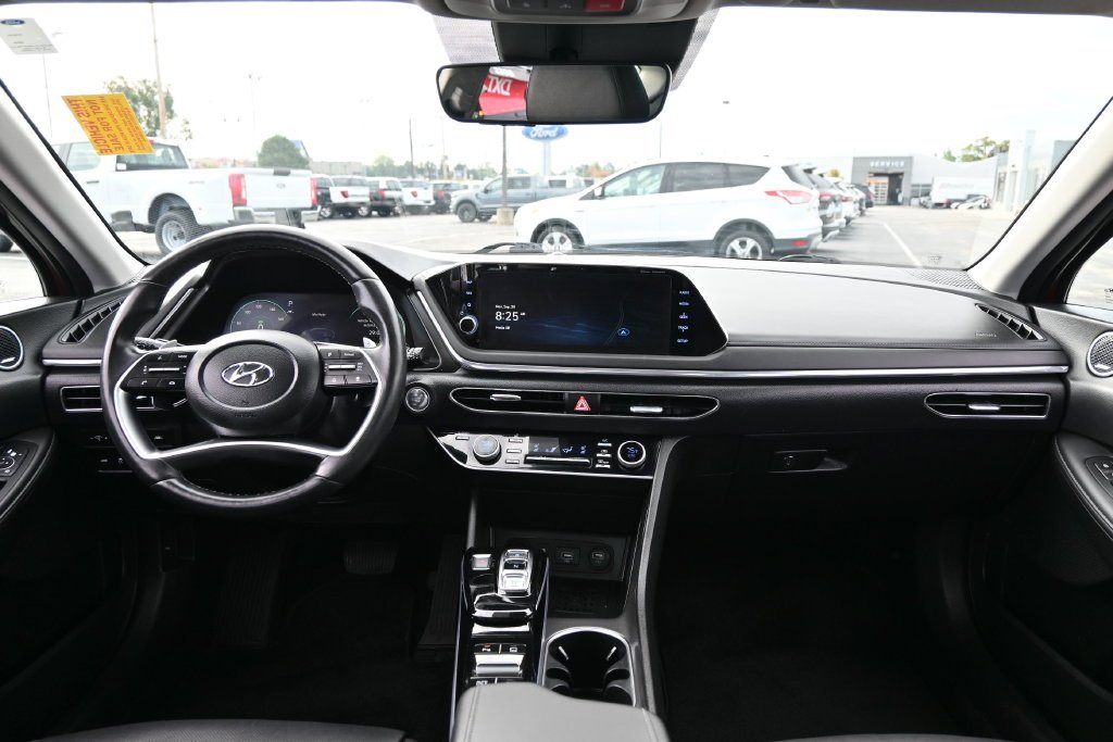 Used 2023 Red Hyundai Limited image 28