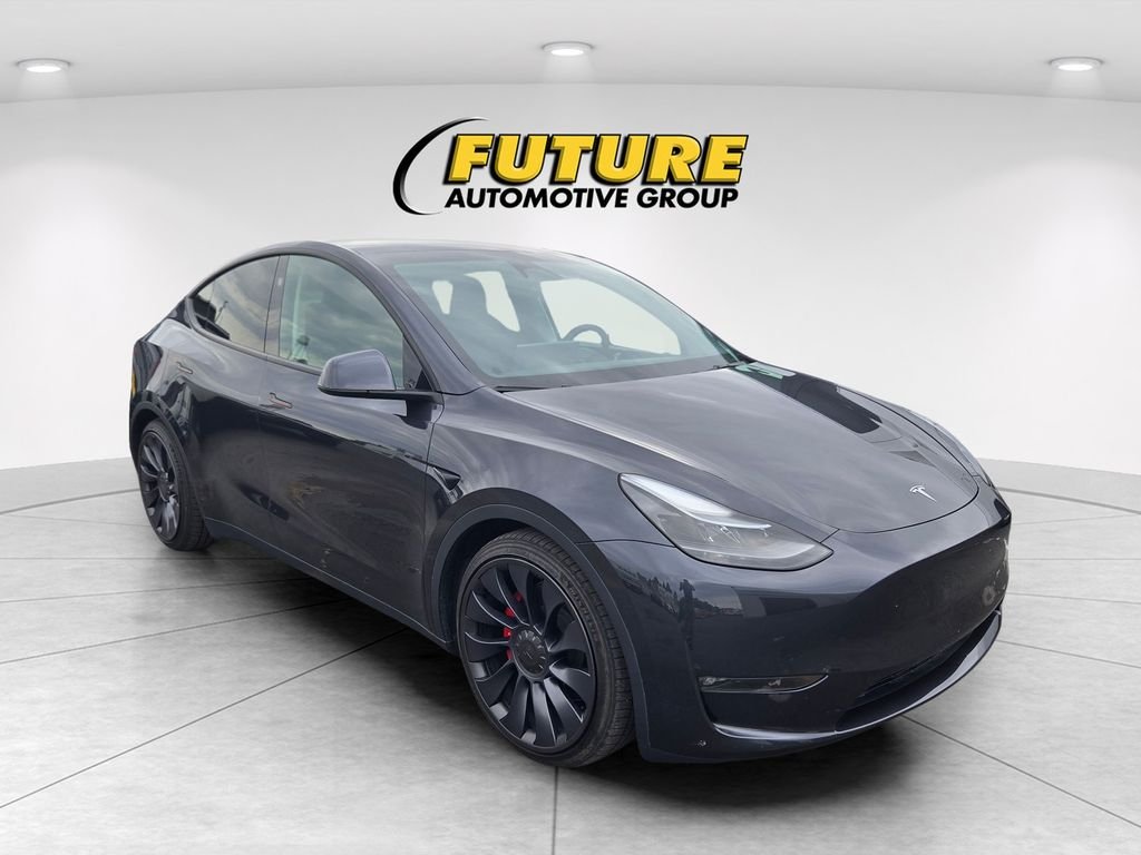 Used 2024  Tesla Performance image 1