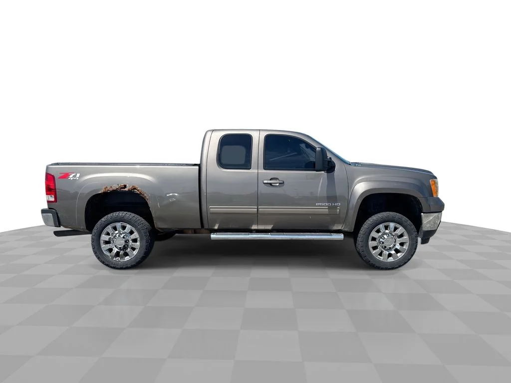 Used 2013 Gray GMC SLT image 8