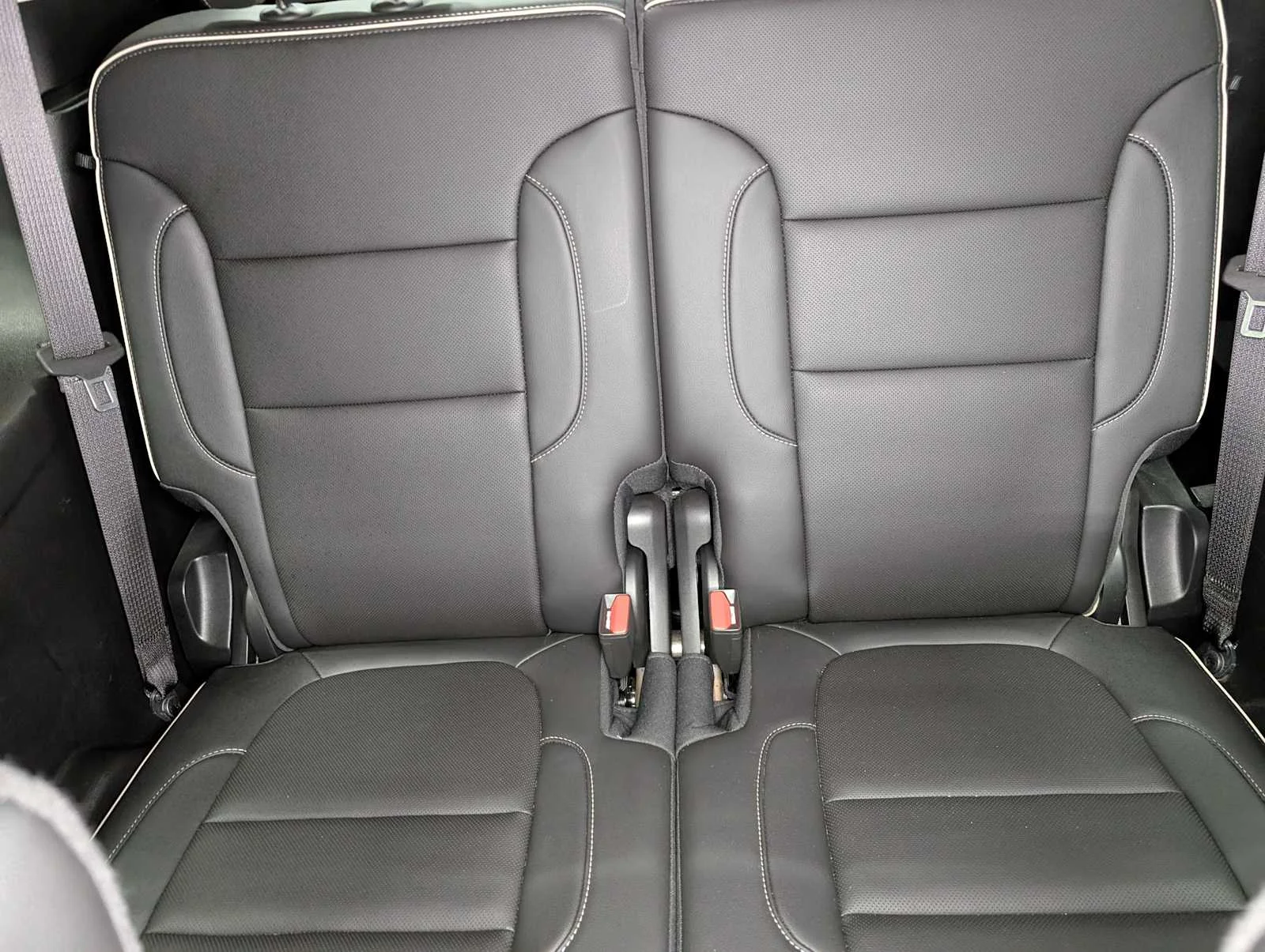 Used 2023 Volcanic Red Tintcoat GMC Denali image 23