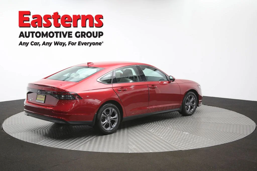 Used 2023 Red Honda EX image 41