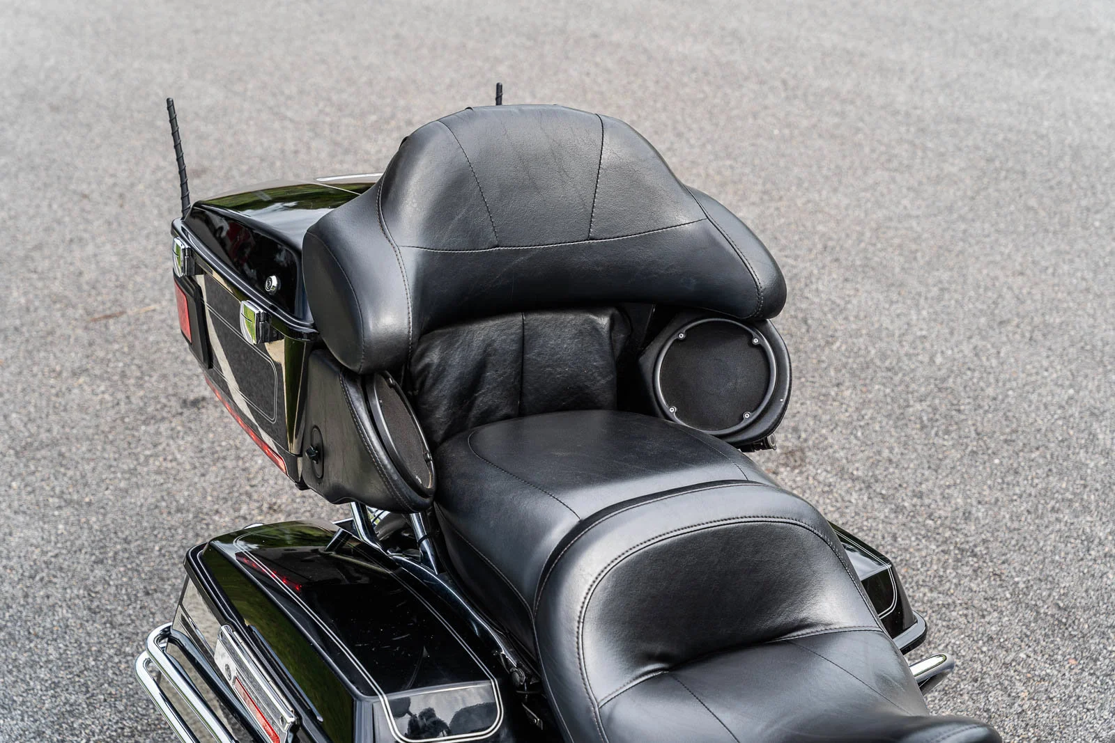Used 2011 Black Harley-Davidson ULTRA CLASSIC image 11