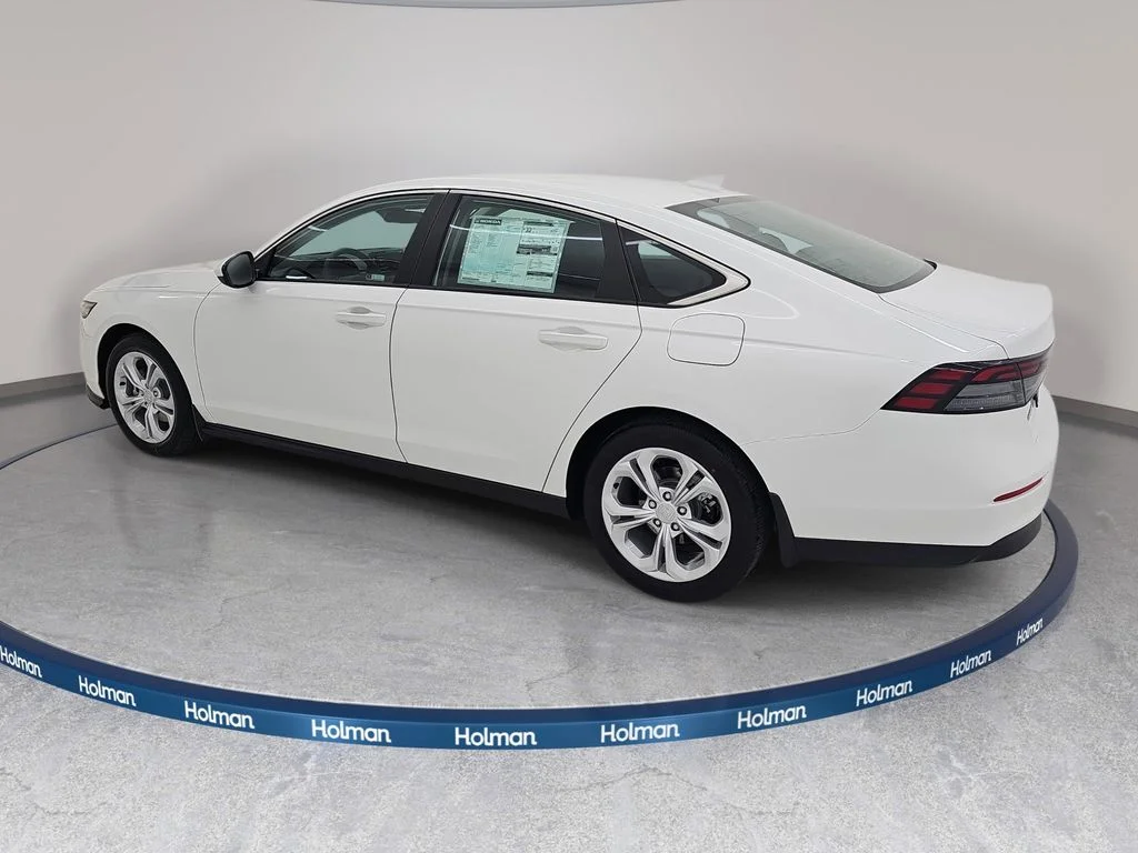 New 2026 Platinum White Pearl Honda LX image 9