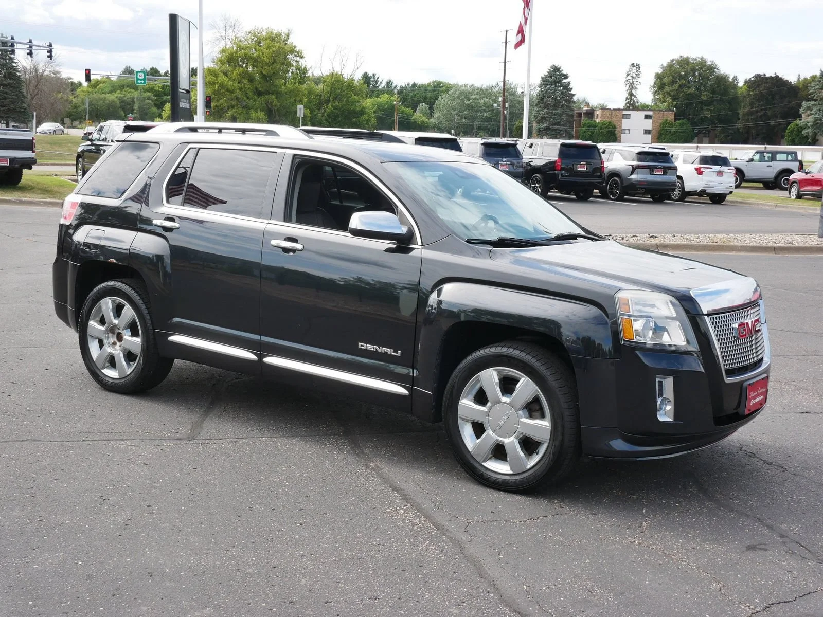 Used 2013 GMC Terrain Denali with VIN 2GKFLZE30D6138261 for sale in White Bear Lake, Minnesota