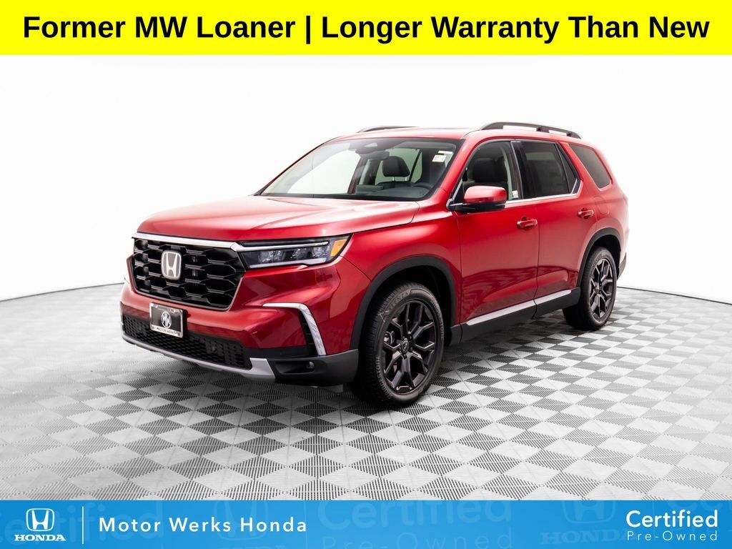 2025 Honda Pilot Touring AWD's photo