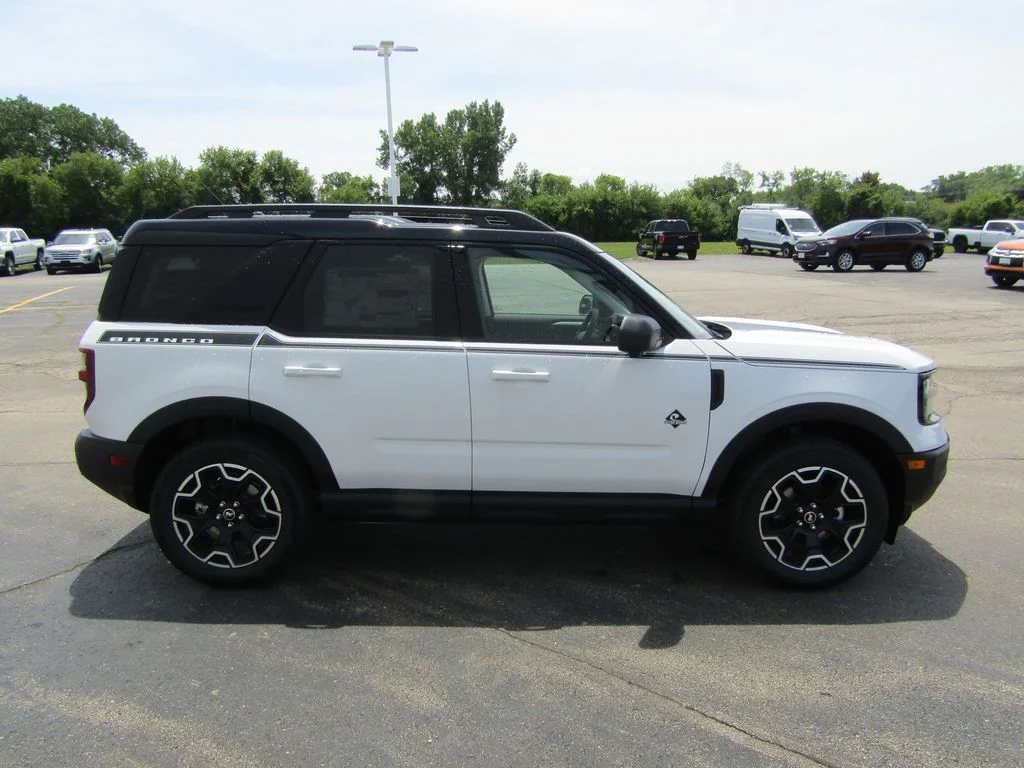 New 2026 Oxford White Ford Outer Banks® image 11