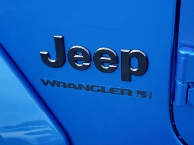 New 2026 Hydro Blue Pearl-Coat Exterior Paint Jeep Rubicon image 26