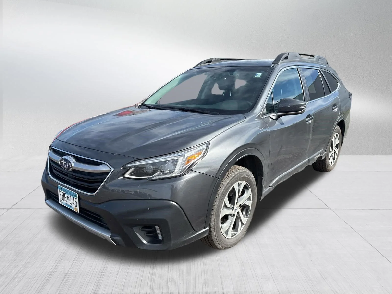 Used 2020 Magnetite Gray Metallic Subaru Limited image 15