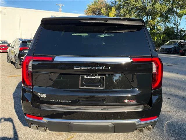 2026 GMC Yukon XL Denali - Photo 10