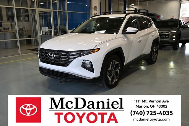 Used 2023 White Hyundai SEL image 1