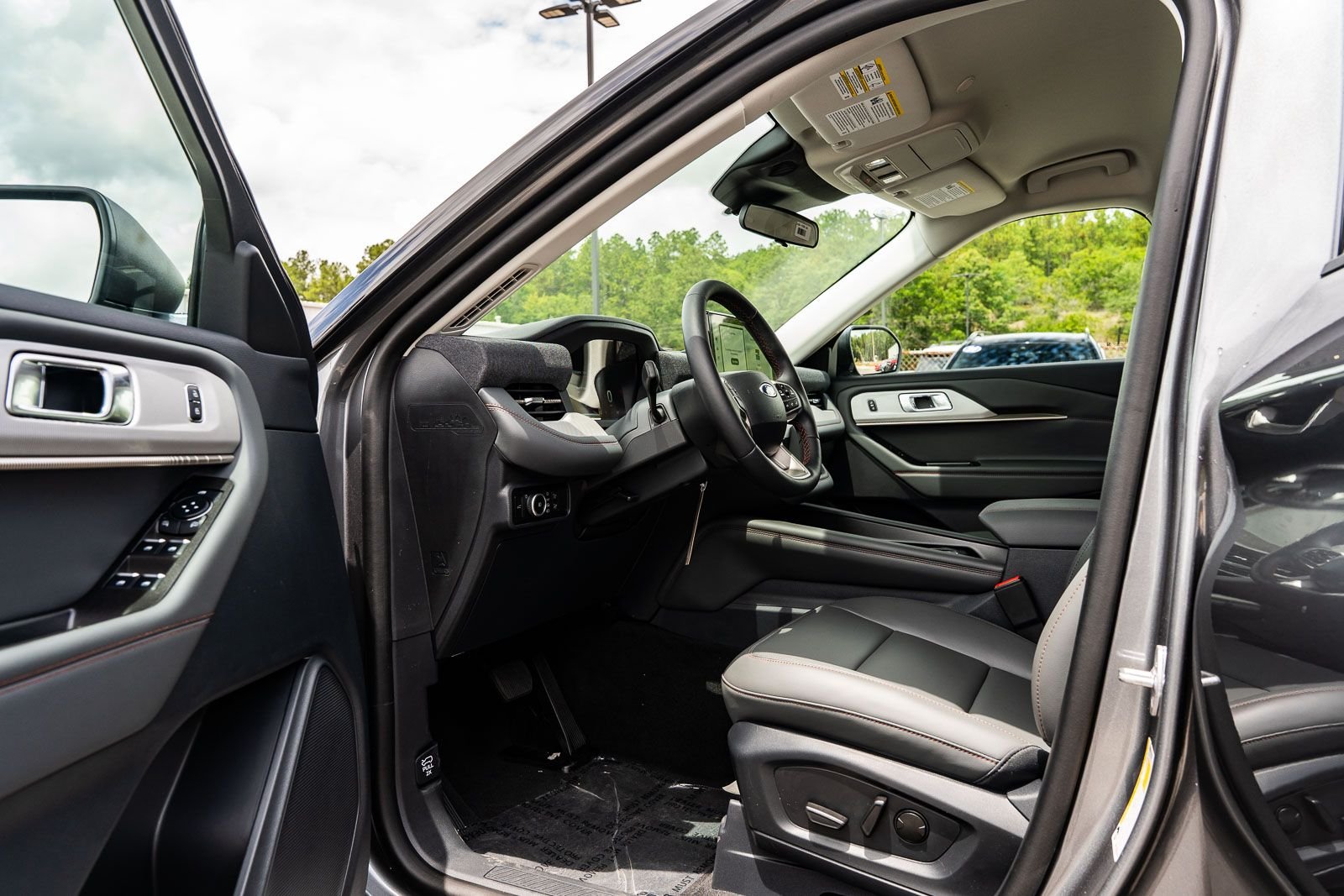 New 2026 Carbonized Gray Metallic Ford Active image 14