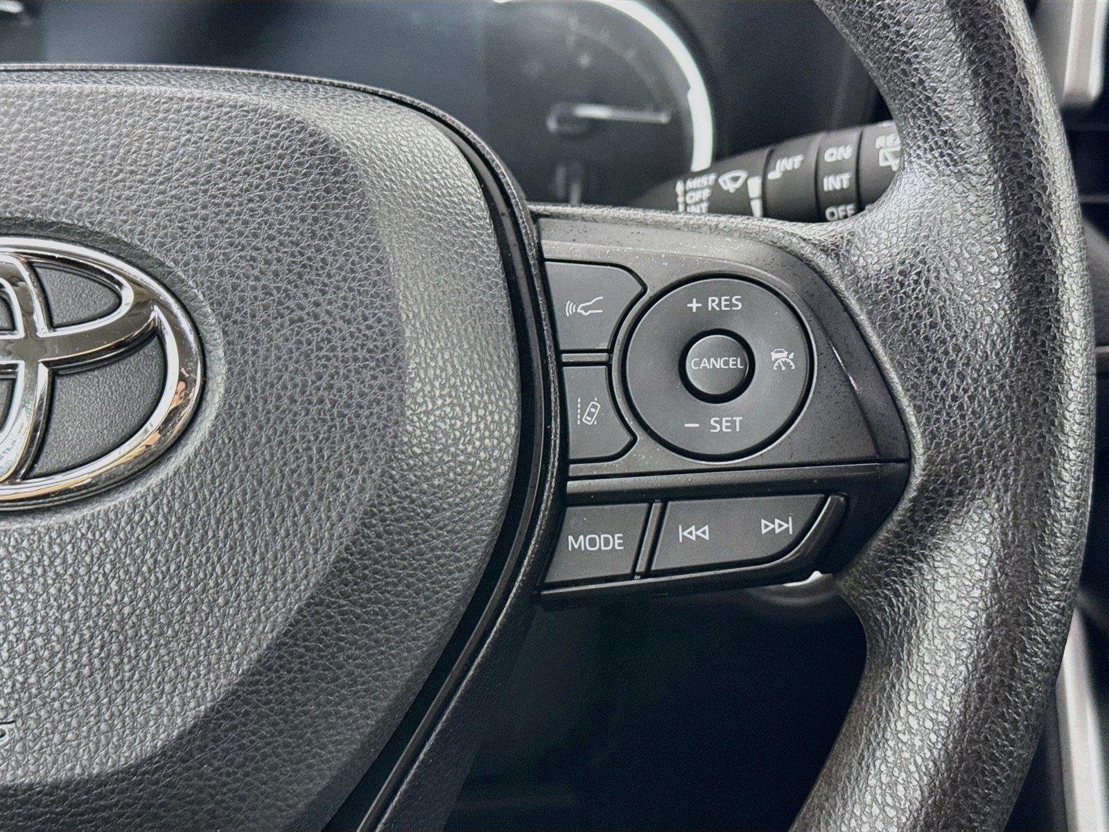 Certified Used 2025 Ice Cap Toyota XLE image 18