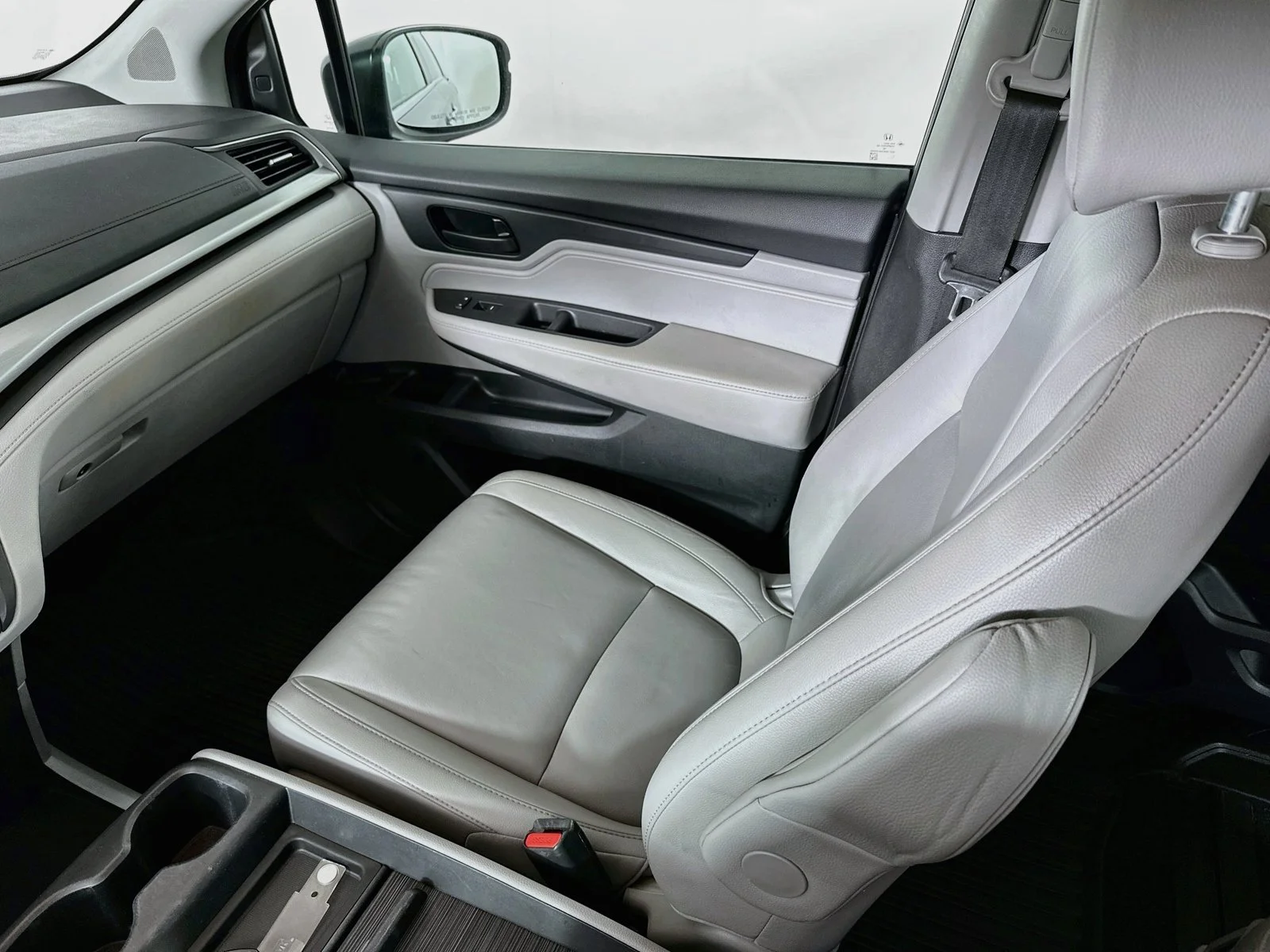 Used 2019 Modern Steel Metallic Honda EX-L image 23