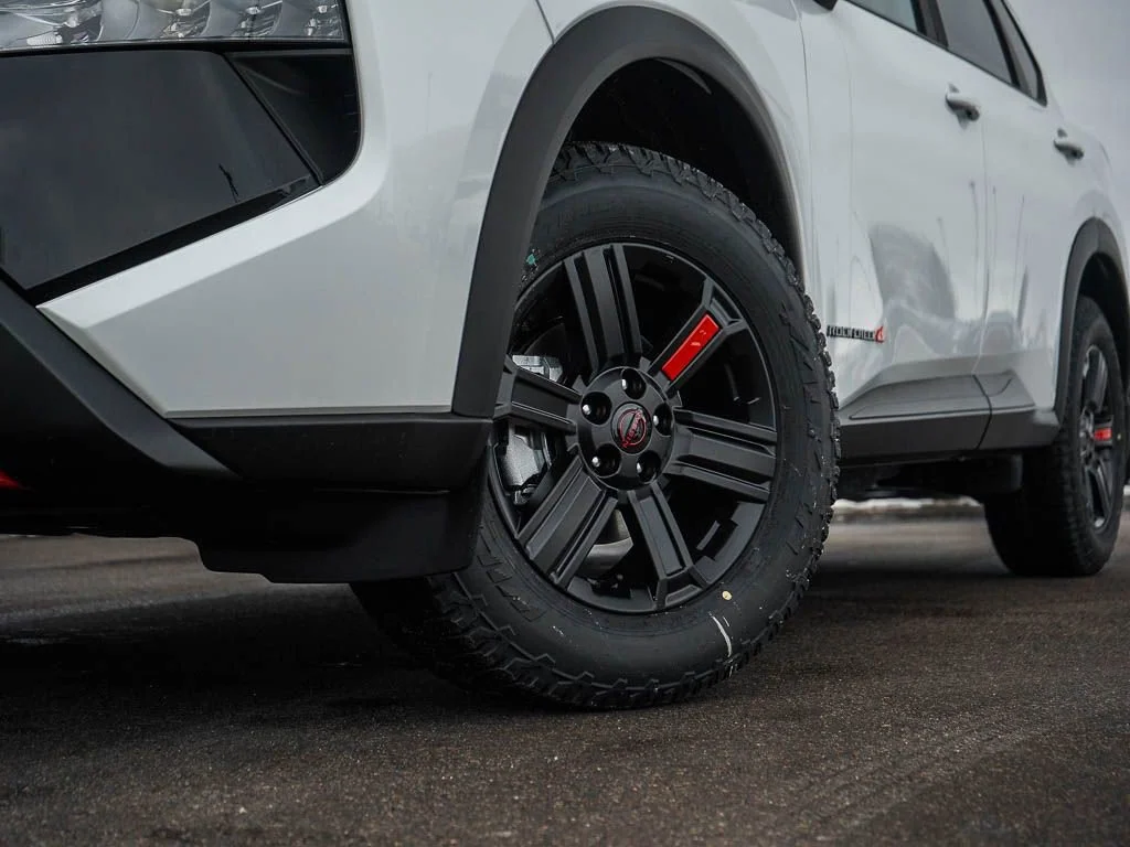 New 2026 Everest White Pearl TriCoat Nissan Rock Creek image 6