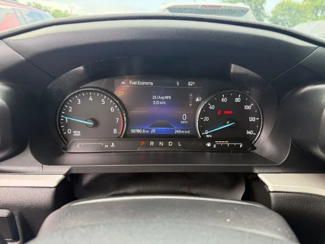 Used 2023 Green Ford XLT image 4