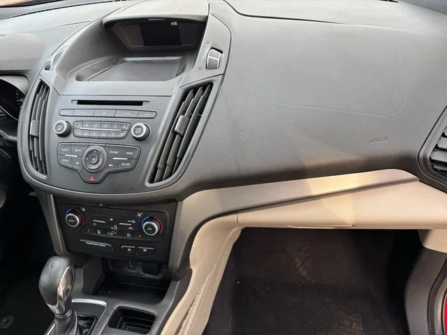 Used 2018 Red Ford SE image 22