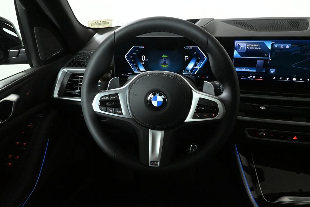 Used 2026 Black BMW xDrive40i image 18
