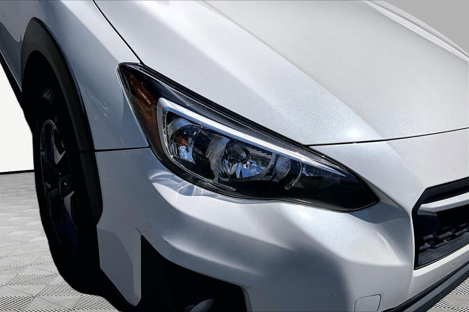 Used 2019 Crystal White Pearl Subaru Premium image 28
