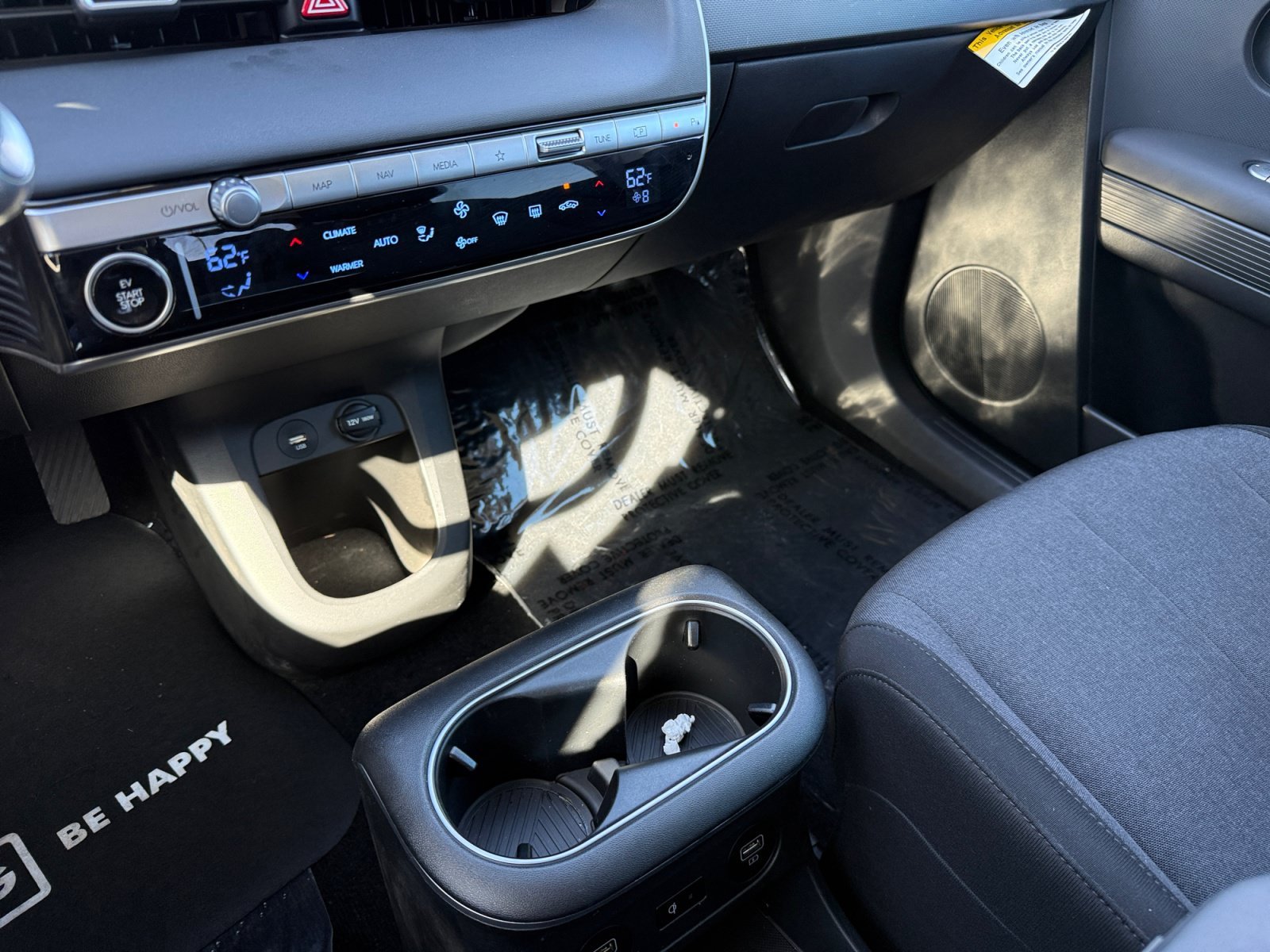 Certified Used 2024 Abyss Black Hyundai SEL image 13