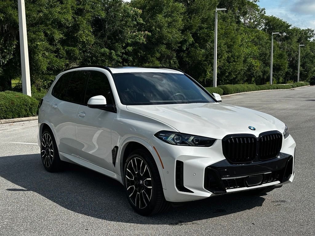 Used 2026 White BMW sDrive40i image 7