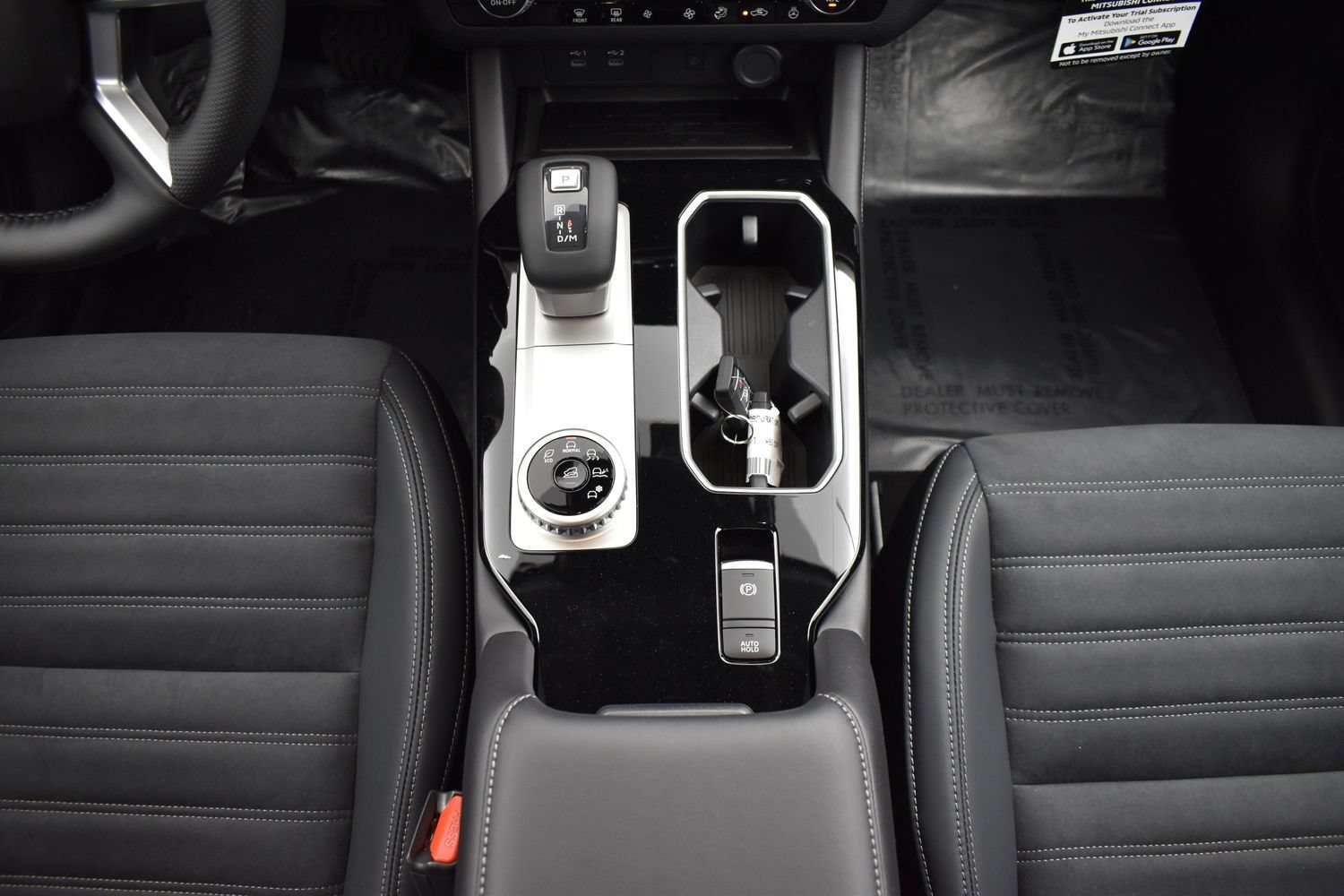 New 2026 White Mitsubishi SE 1.5T 2WD image 17