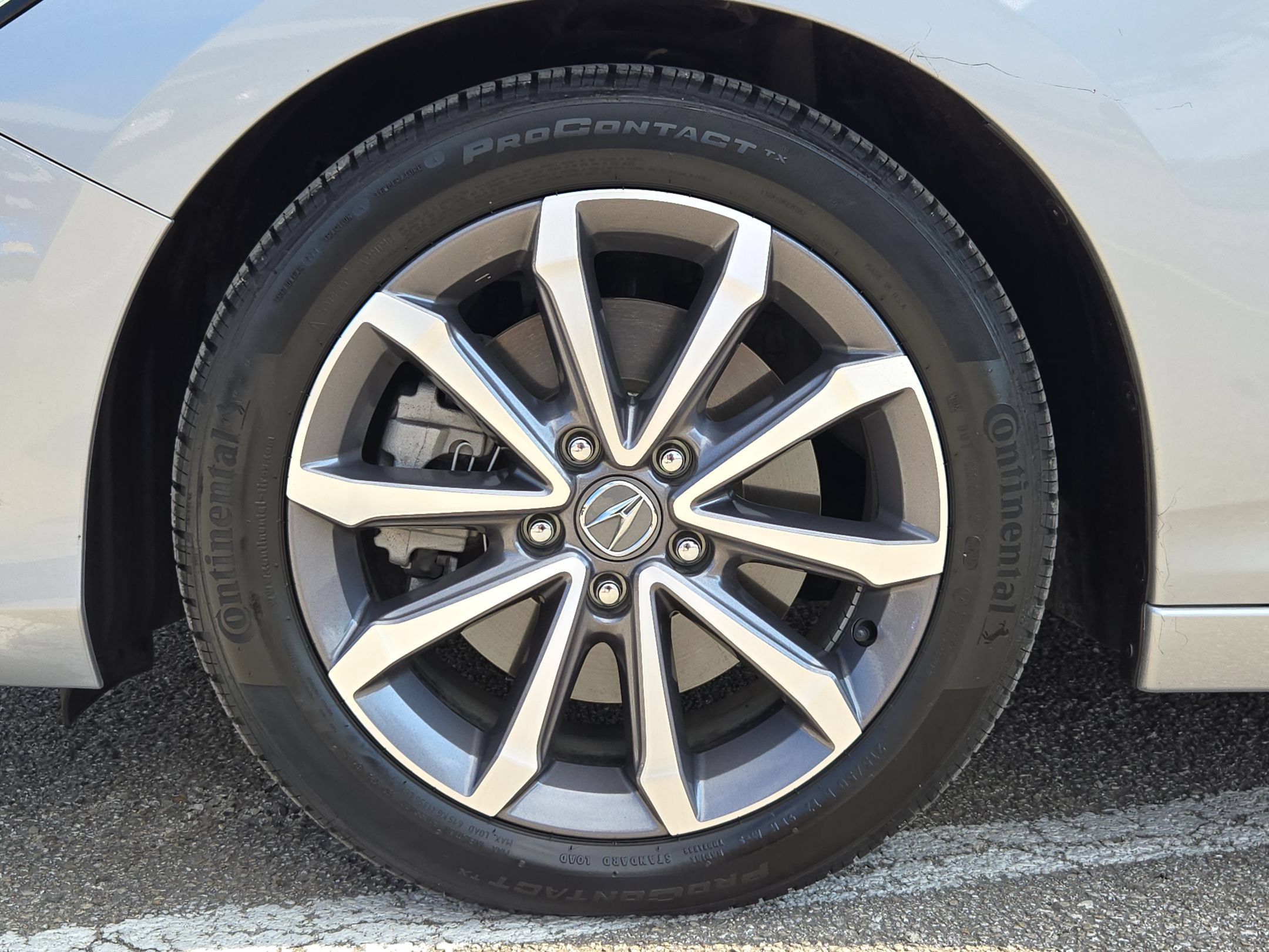 Used 2026 Solar Silver Metallic Acura  image 30