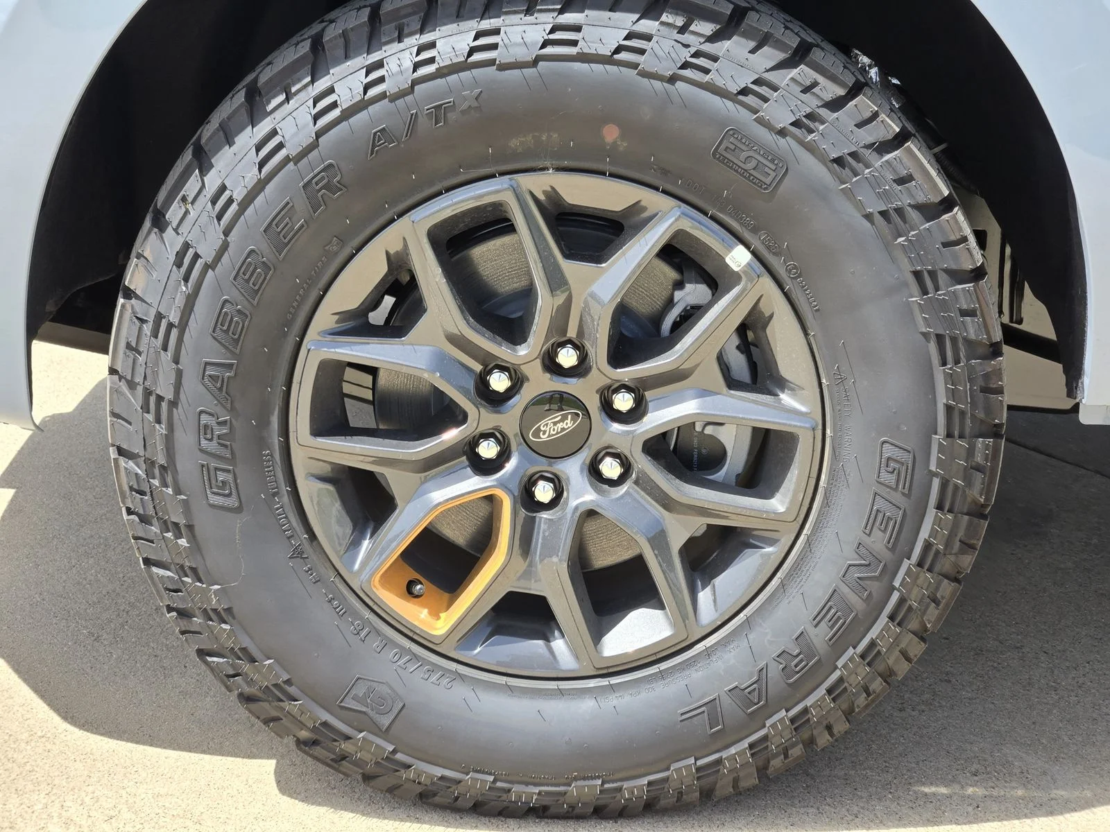 New 2026 Glacier Gray Metallic Tri-Coat Ford Tremor® image 7