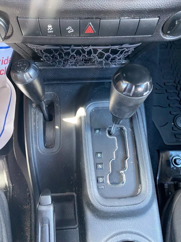 Used 2017 White Jeep Unlimited Sport image 23