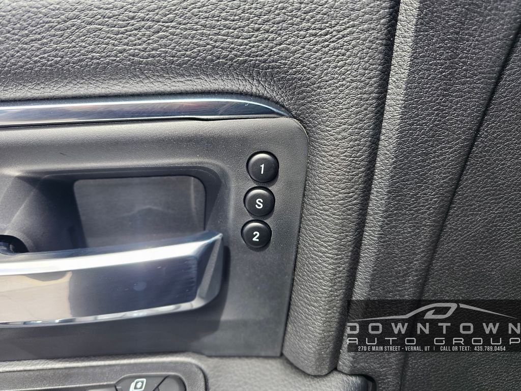 New 2026 Ceramic Gray Clear-Coat Exterior Paint RAM Laramie image 22