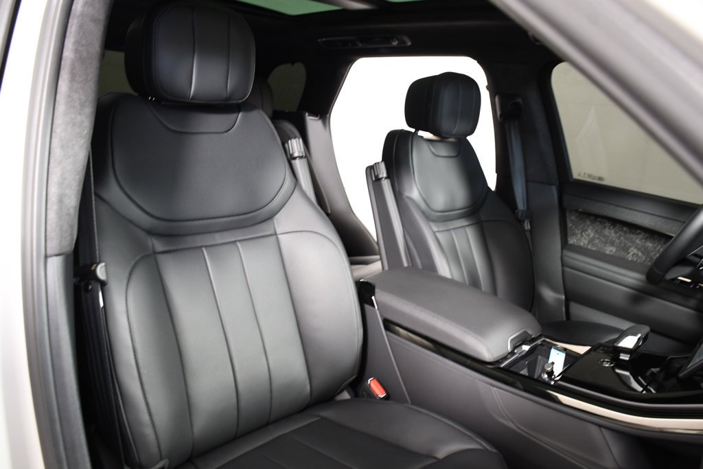 Used 2025 Borasco Grey Metallic Land Rover Autobiography image 19