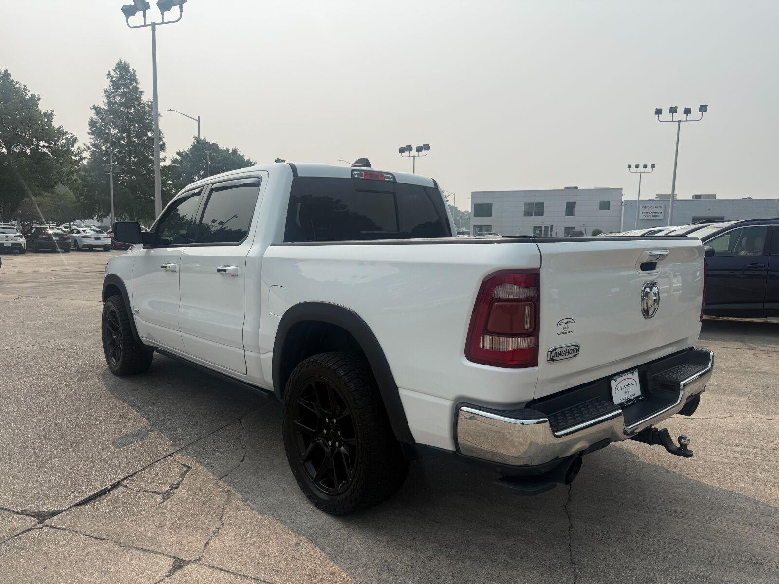 Used 2019 Ivory White Tri-Coat Pearlcoat Ram Longhorn image 3