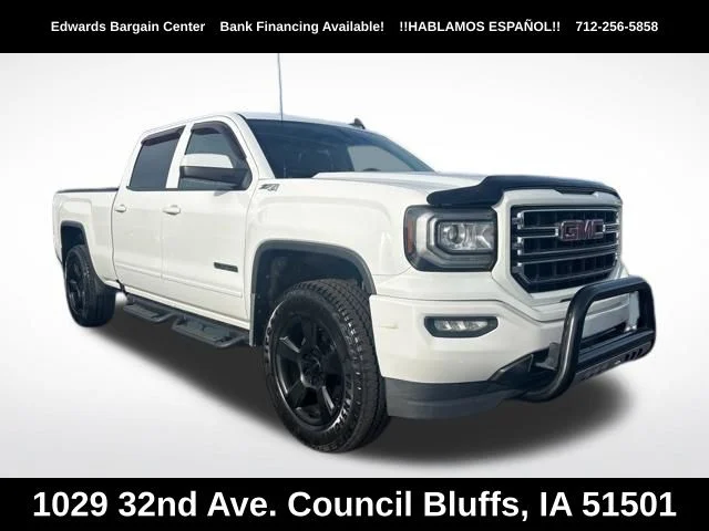 2017 GMC Sierra 4WD Crew Cab Short Box SLE's photo