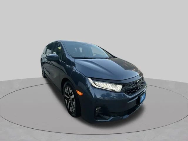 Used 2025 Silver Honda EX-L image 40
