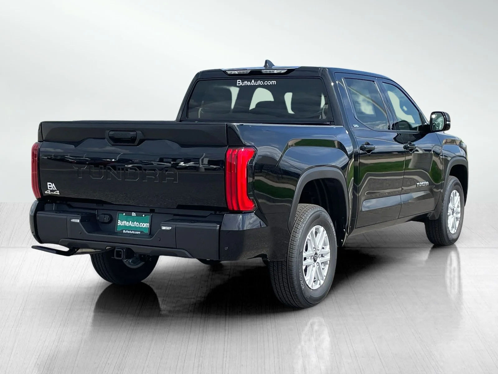 New 2026 Midnight Black Metallic Toyota SR5 image 3