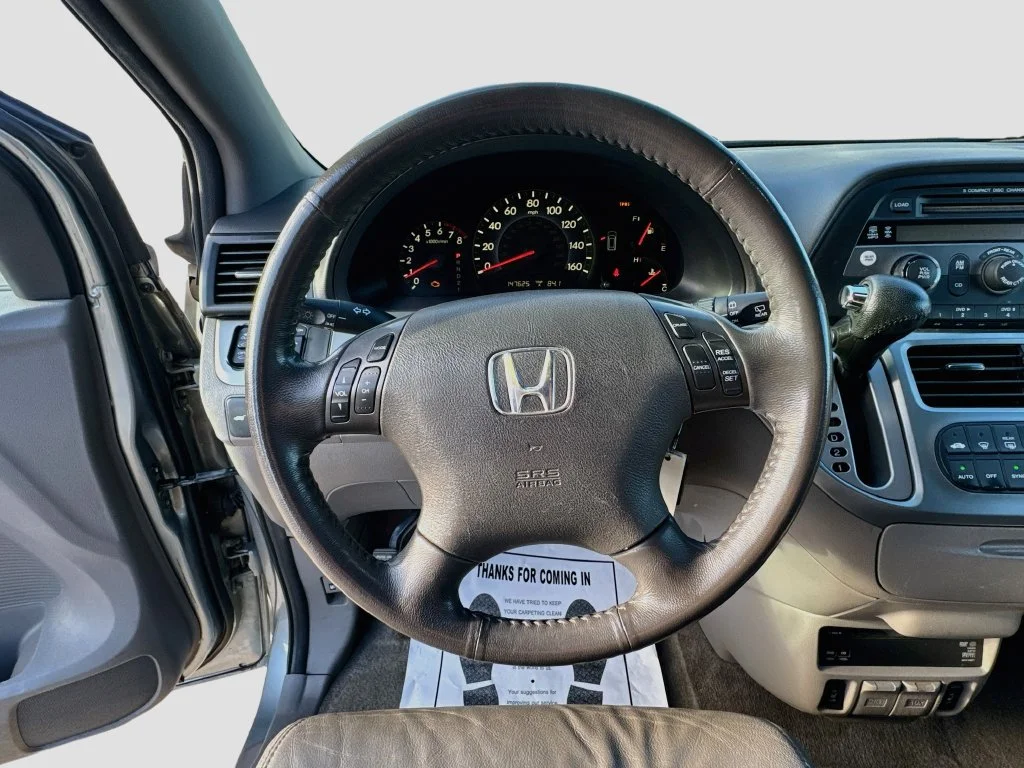 Used 2010 Silver Honda EX-L image 11