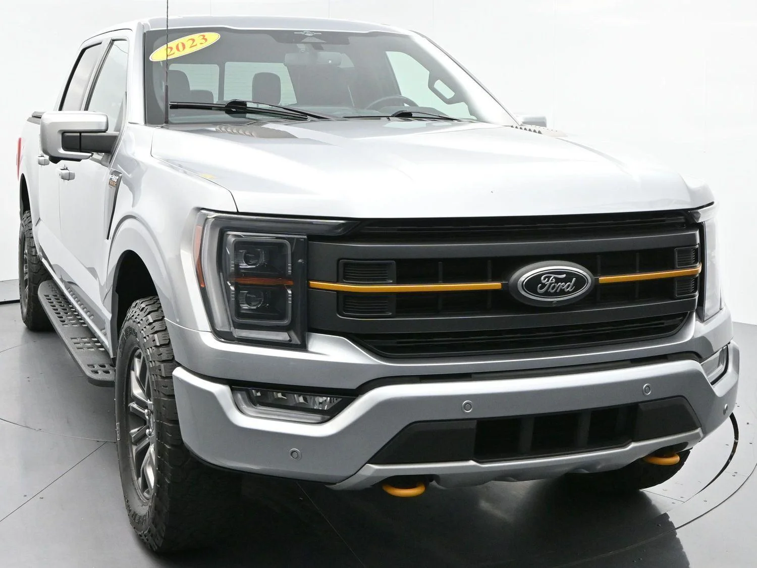 Used 2023 Iconic Silver Ford Tremor image 2