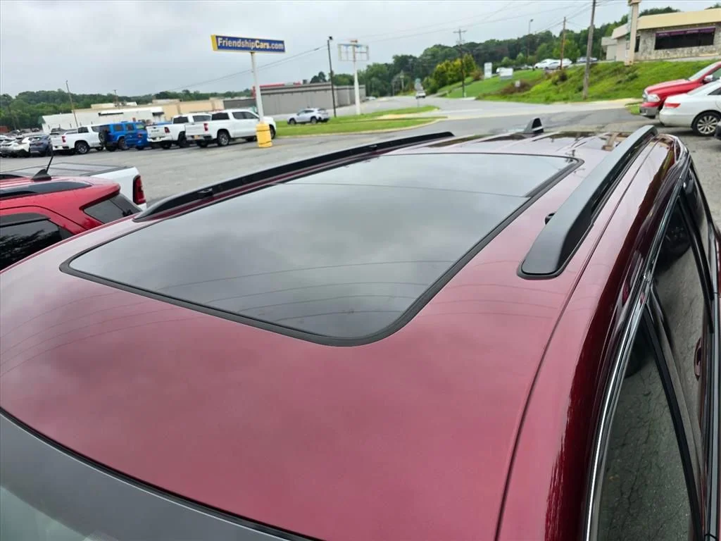 Used 2025 Red Jeep Limited image 16